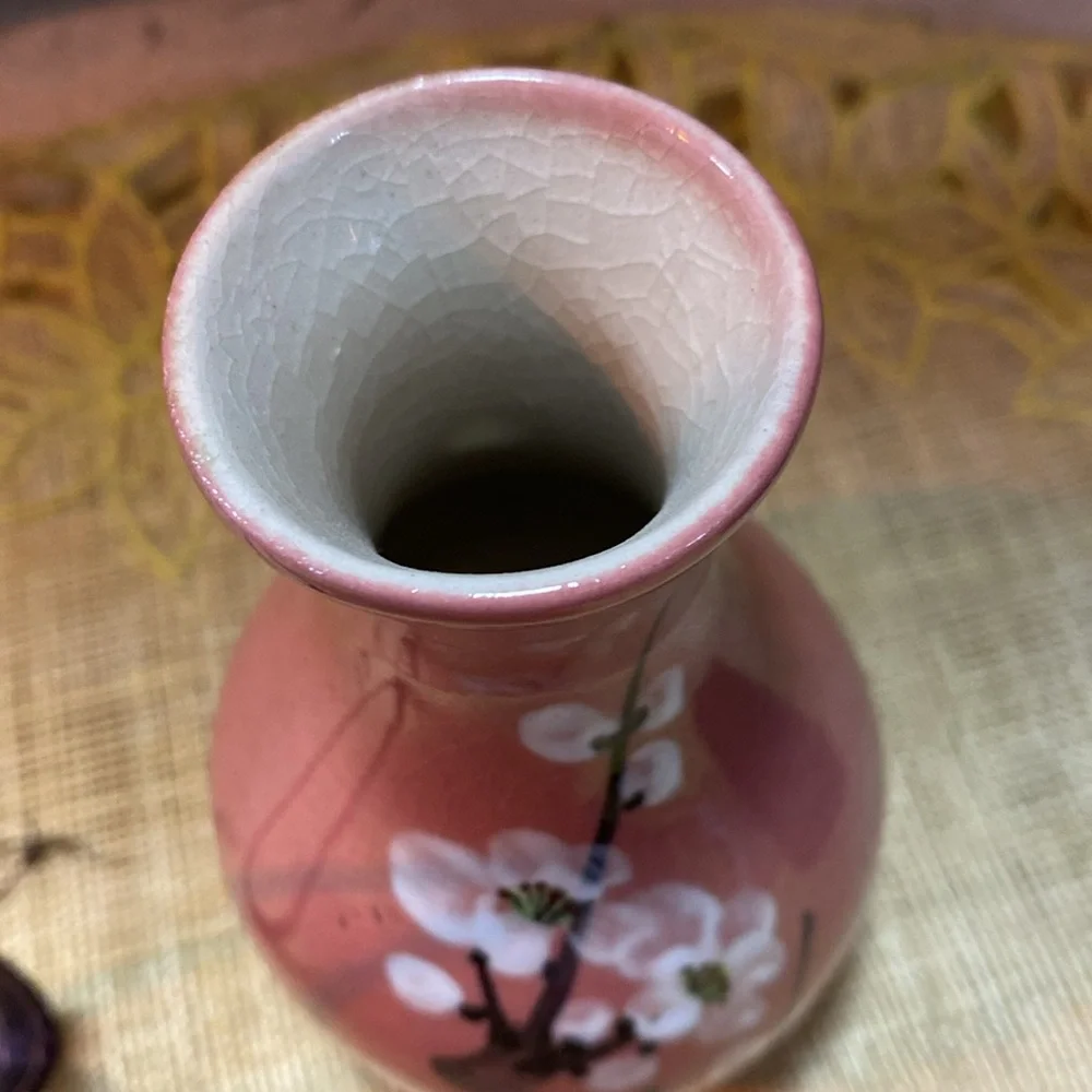 Vintage PINK HANDPAINTED DOGWOOD CERAMIC VASE